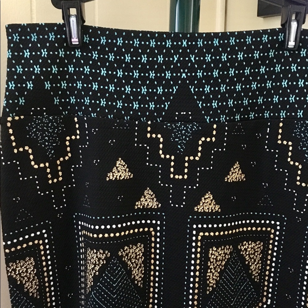 ⚠️SOLD❎Posted⚠️🌟Lularoe Elegant Cassie Medium NWT - Picture 2 of 5